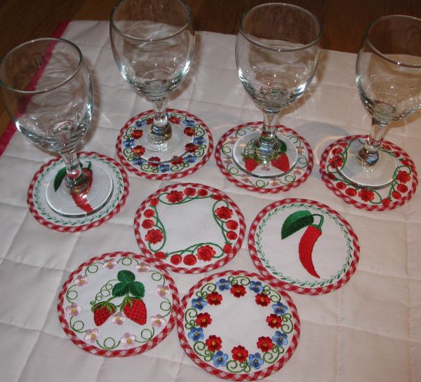 Aljay Mini Set 19 Red Flower Rounds with Coasters -3