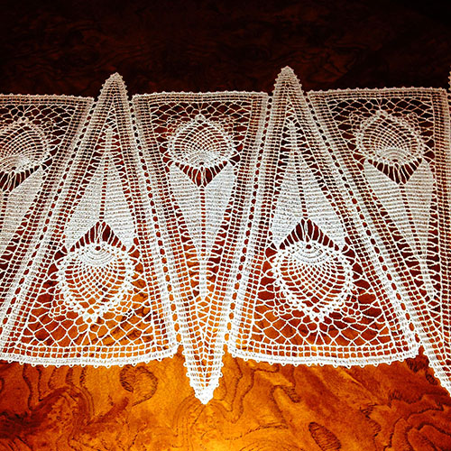 Table Runner White Passion -4