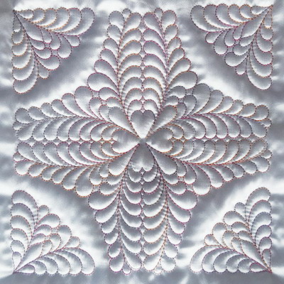 Trapunto Feather Quilt -17