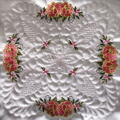 Trapunto Feather Rose Quilt -15