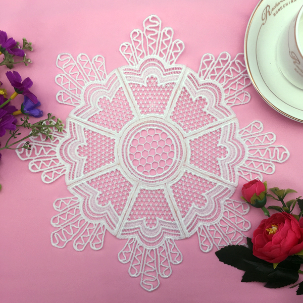 FSL Snowflake Doily 2-6