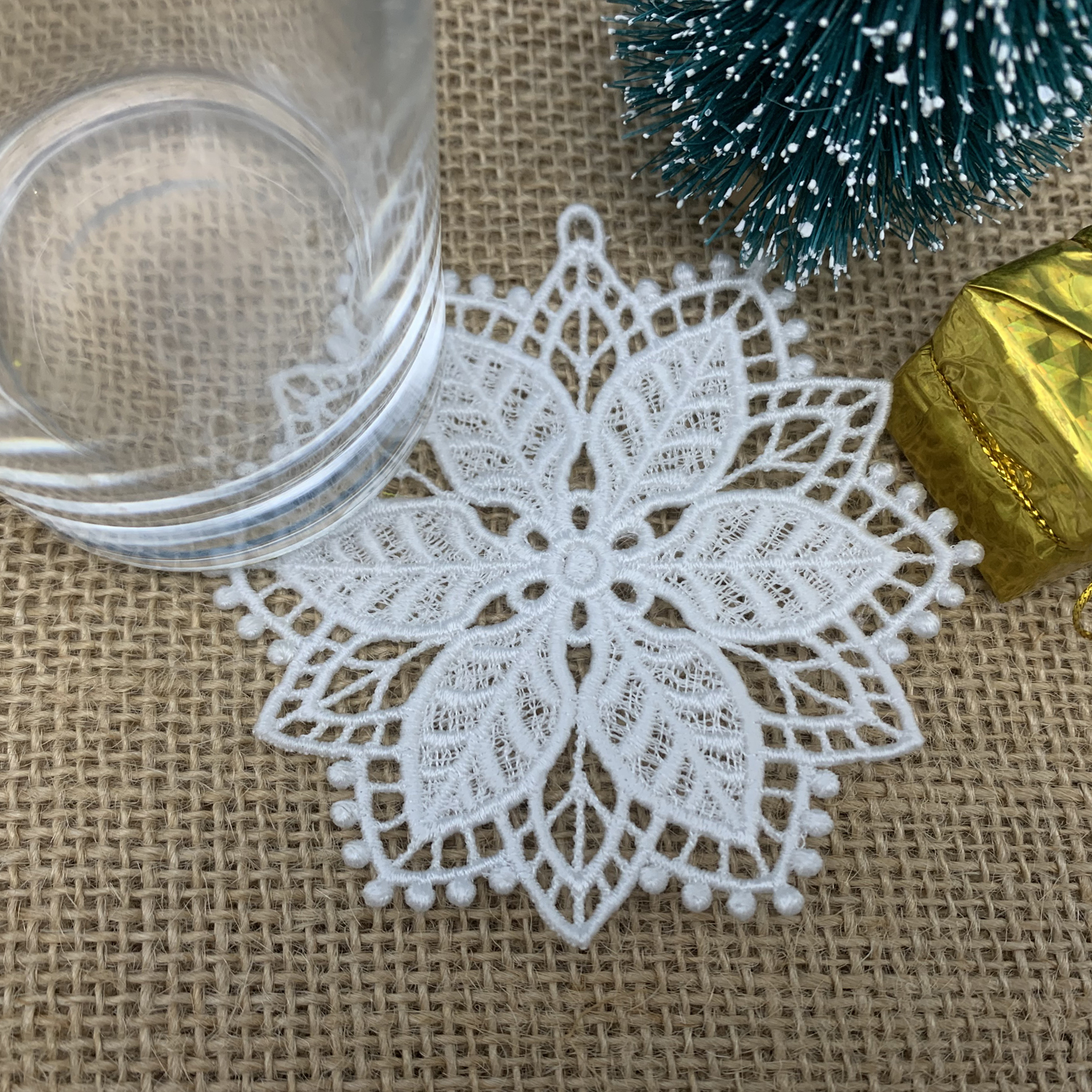 FSL Snowflake Doily 3-3