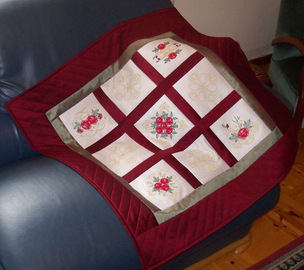 Quilted Rose Table Topper -5