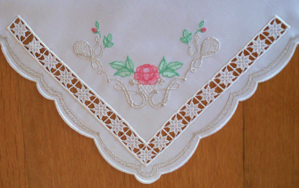 Fabulous Rose Tablecloth -8