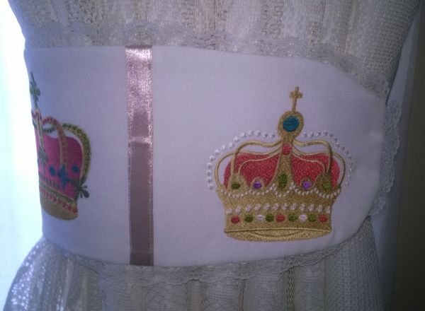 Royal Crowns -3