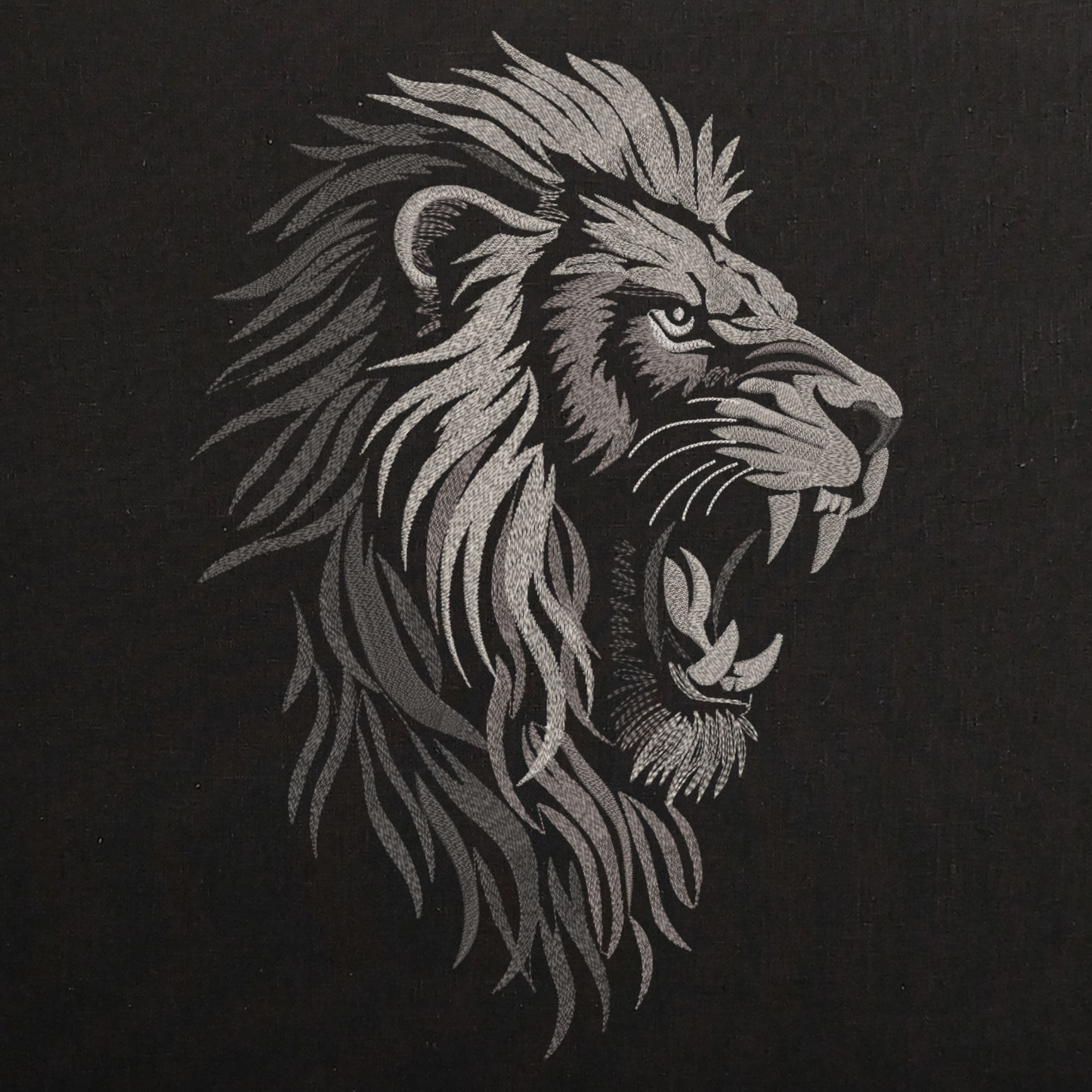 Realistic aggressive King Lion-3