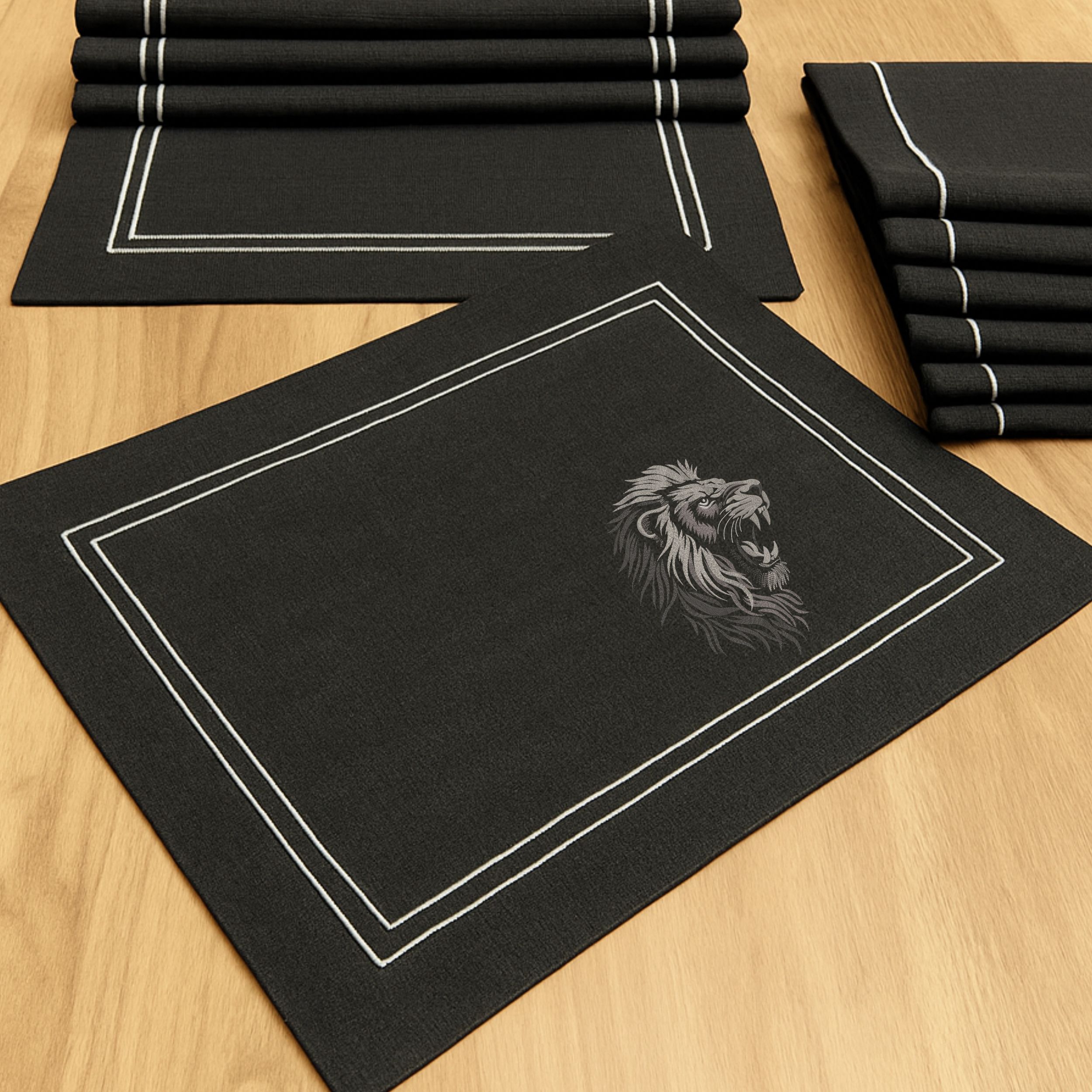 Realistic aggressive King Lion-8