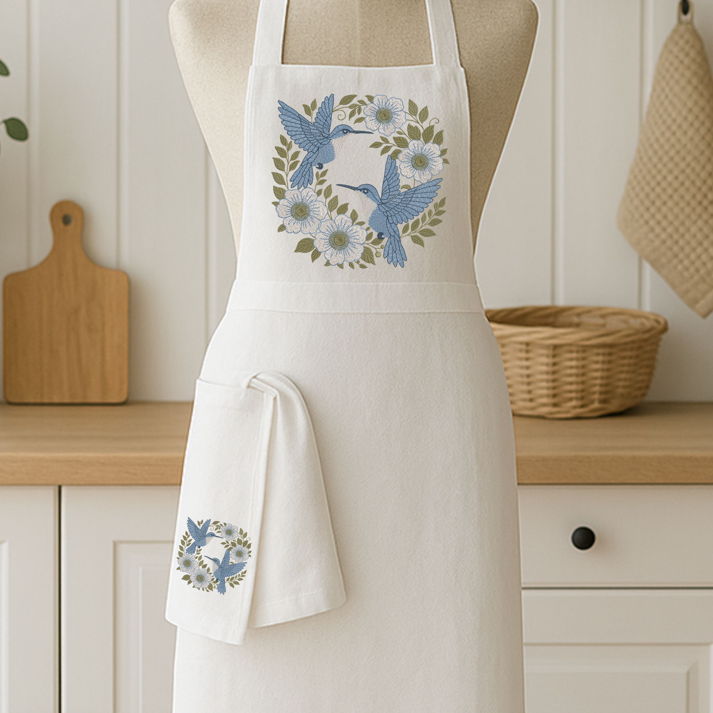 Blue Hummingbird Floral Wreath-12