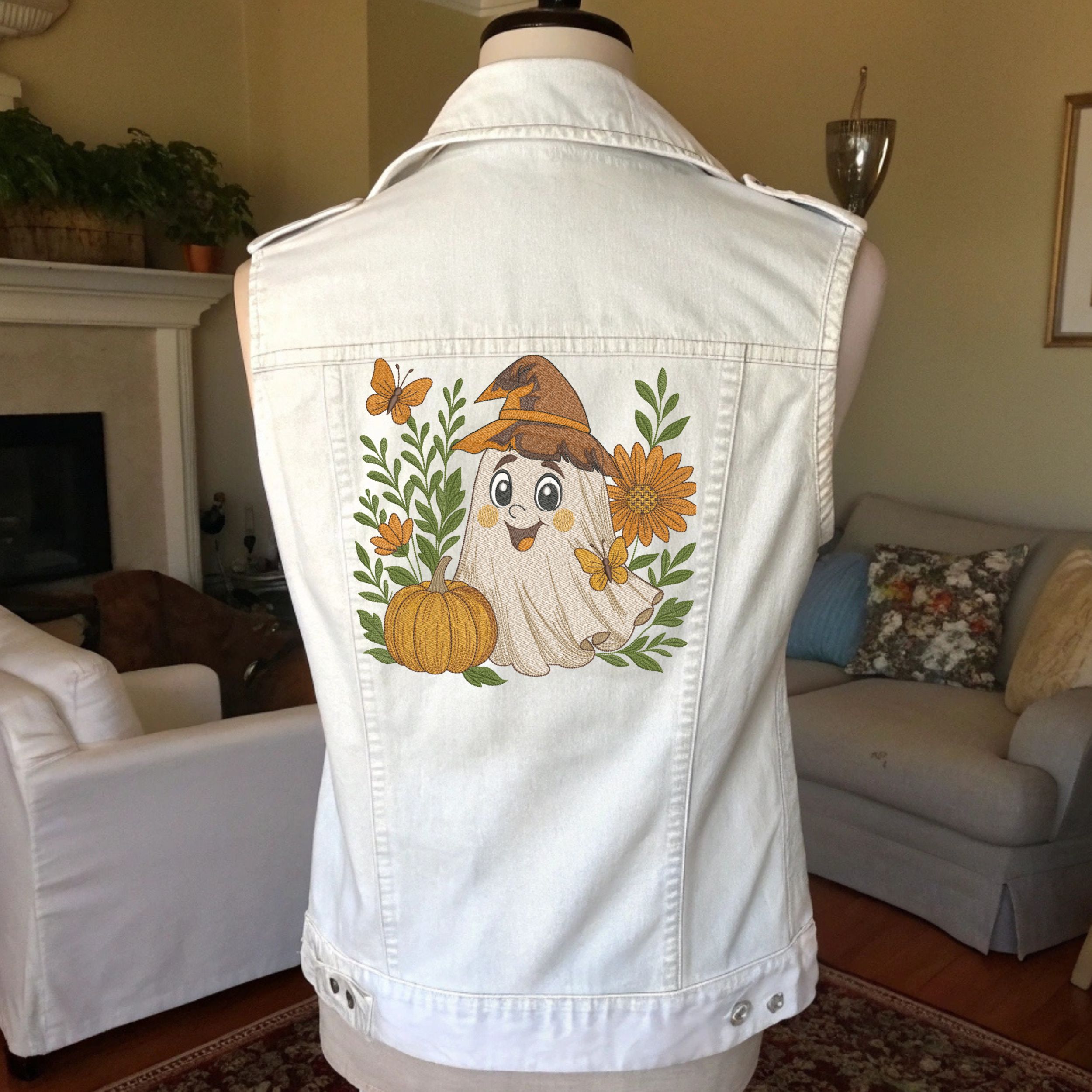 Cute floral Halloween Ghost-11