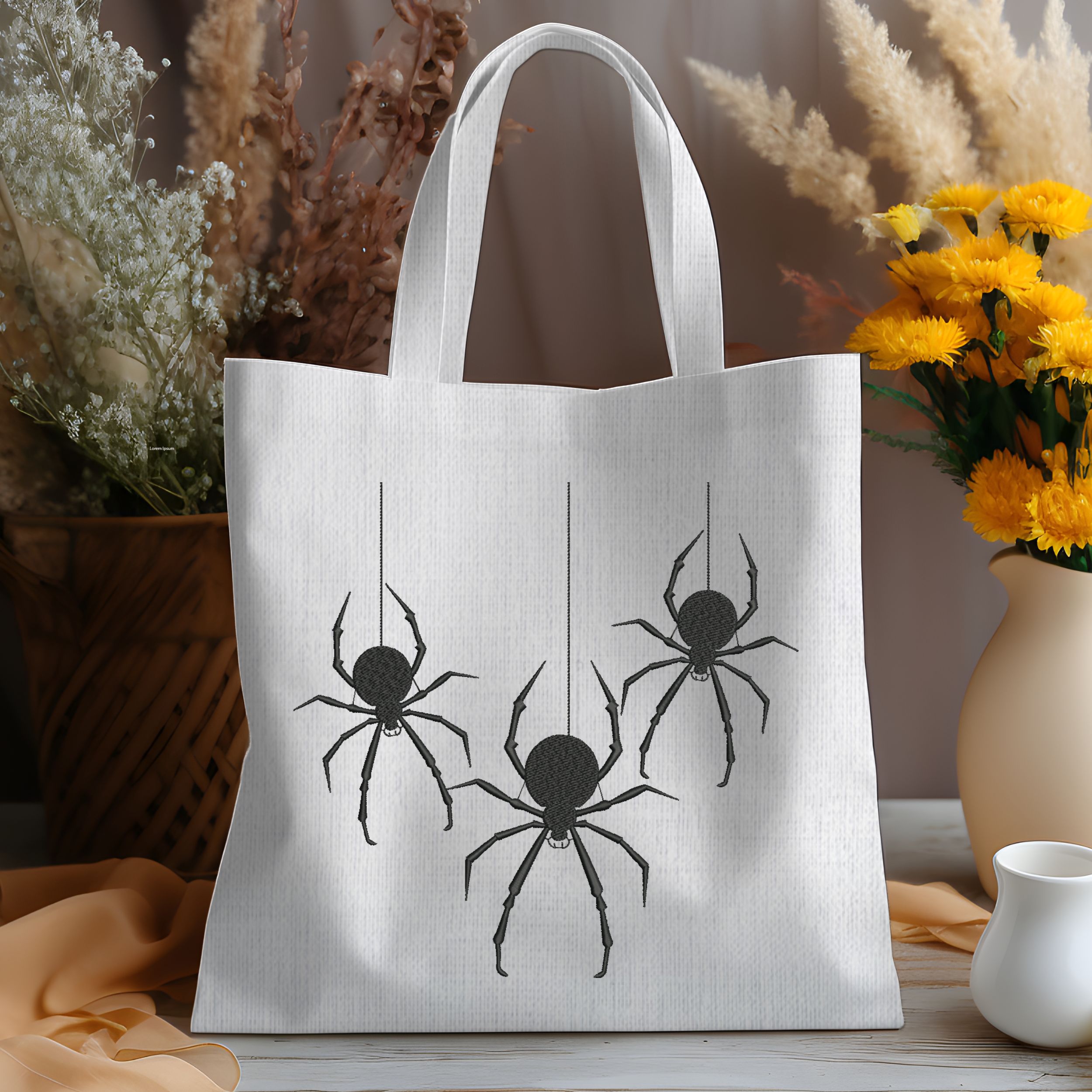 3 Spooky Halloween Spiders-9