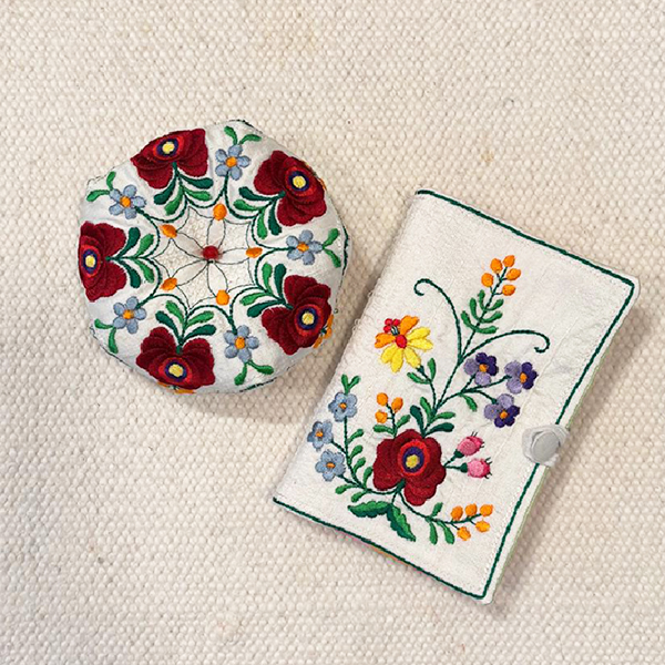 Vintage Hungarian Sewing Kit-5