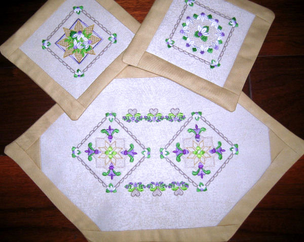 Touch of Lace Squares & Wall Hanging Project-4