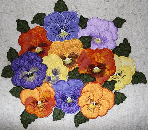 5x7 Applique Pansy Mug Rugs -3