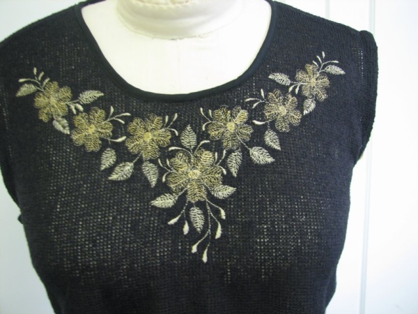 Floral Necklines-5