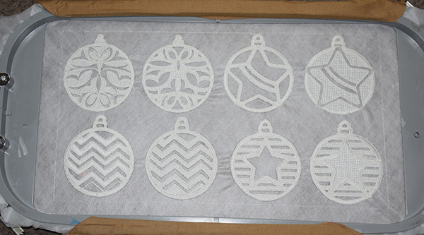 Falling-Snowflakes-43