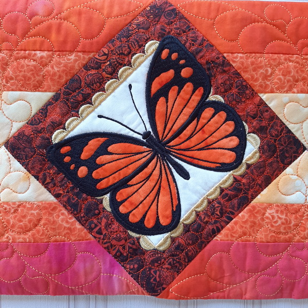 IHQ Butterfly Table Runner-5