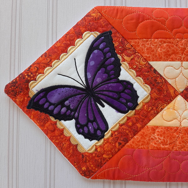 IHQ Butterfly Table Runner-8