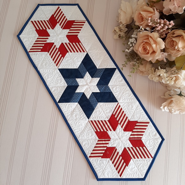 IHQ Hollow Star Table Runner-4