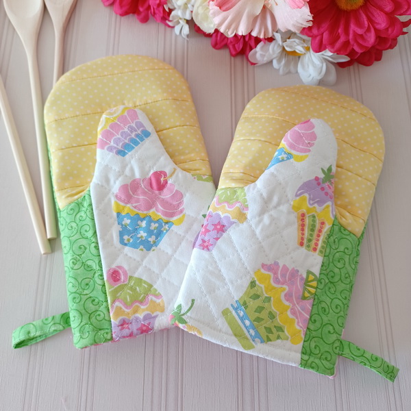 Quilted Oven Mitts-8