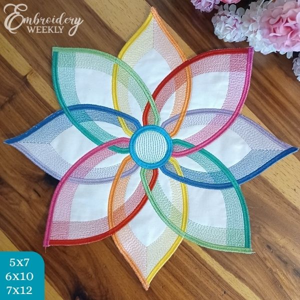 ITH Intertwined Petal Table Topper