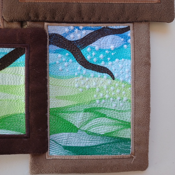 Contour Tree Scenery Hanger