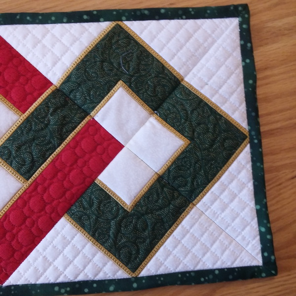 Quilted Table Runner1-6