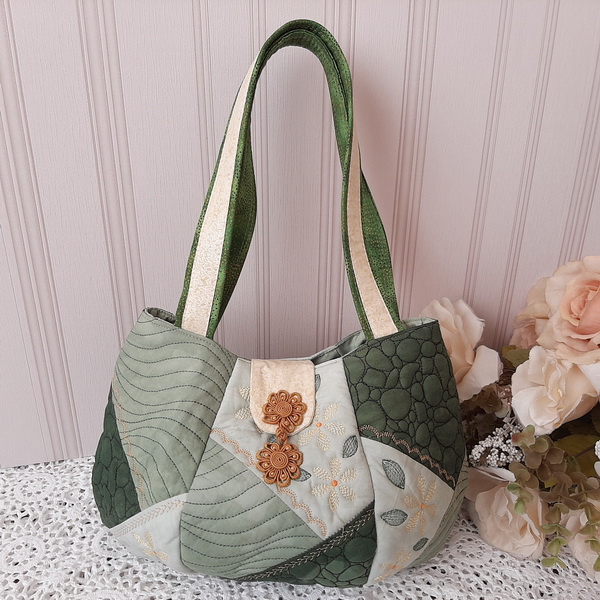 IHQ Crazy Patch Bag-3
