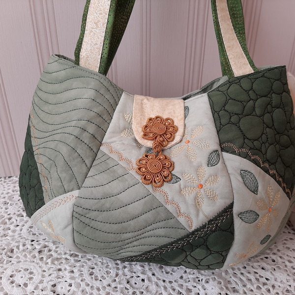 IHQ Crazy Patch Bag-4