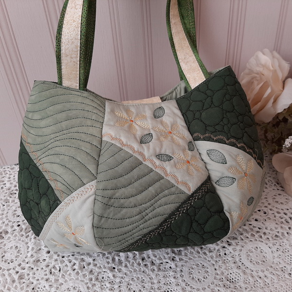 IHQ Crazy Patch Bag-5
