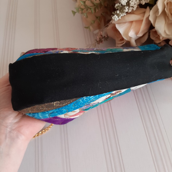 IHQ Log Cabin Clutch-8