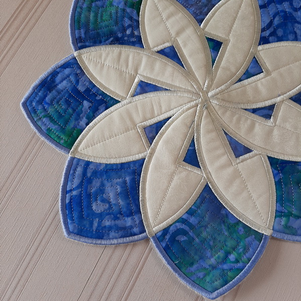 ITH Large Applique Spring Table Topper 1-6