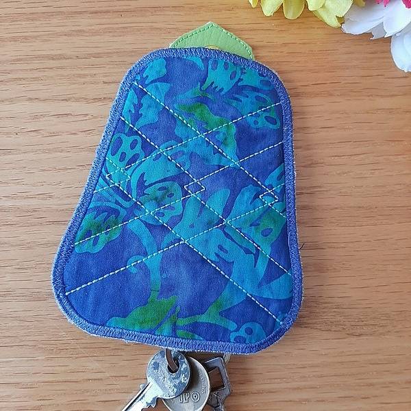 Retractable Key-Holder