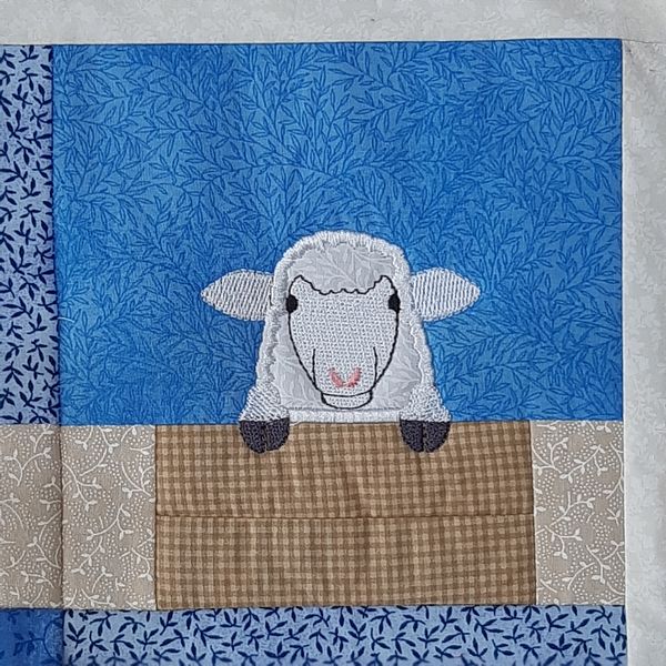 Peeky Farm Animals Mini Quilt