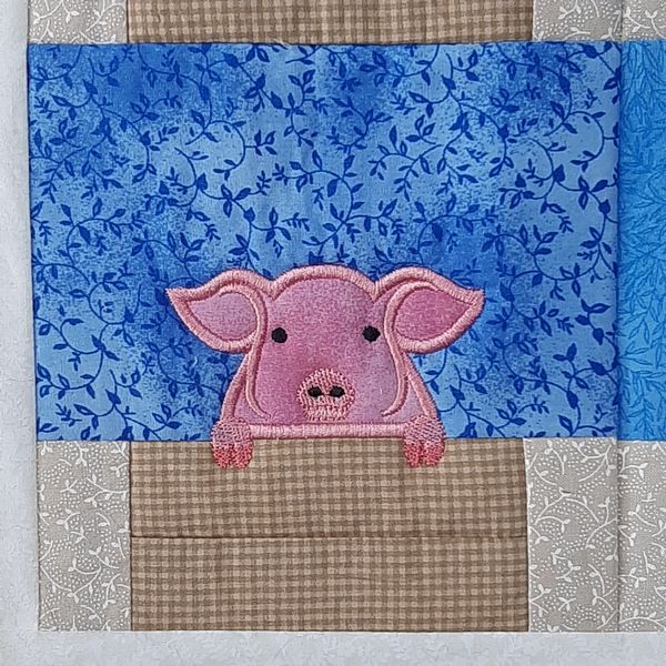 Peeky Farm Animals Mini Quilt