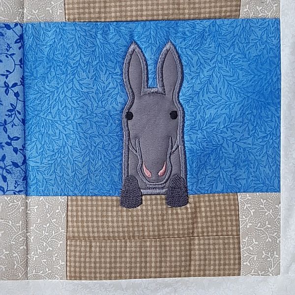 Peeky Farm Animals Mini Quilt