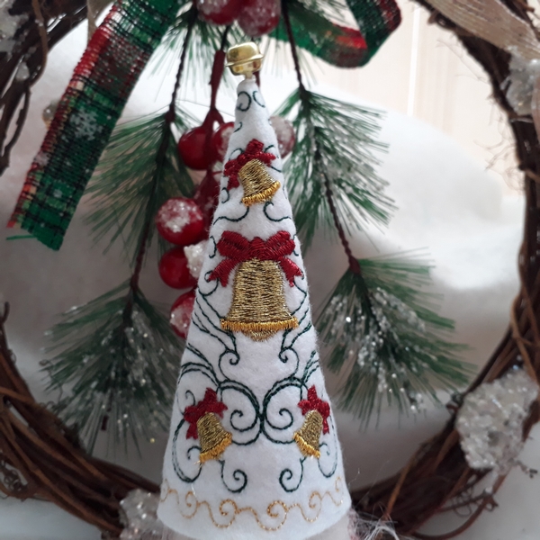 6 Gnomes of Christmas-7