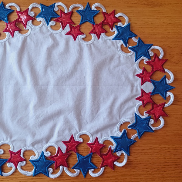 4th Table Topper