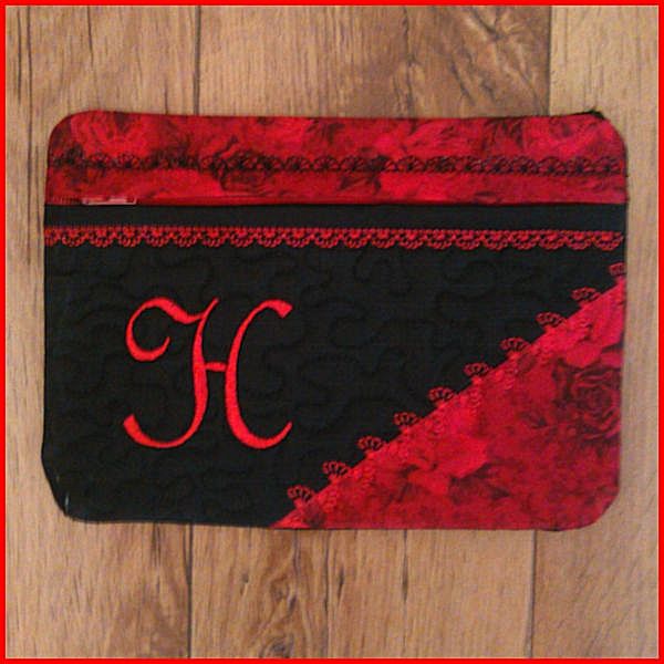 Large Make Up Bag/Pencil Case - In-the-hoop -4