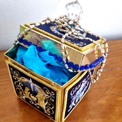 Christmas cube ornament-7