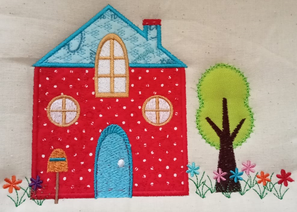 Applique House 10