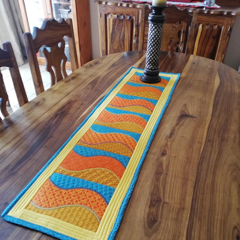 Abstract Table Runner-10