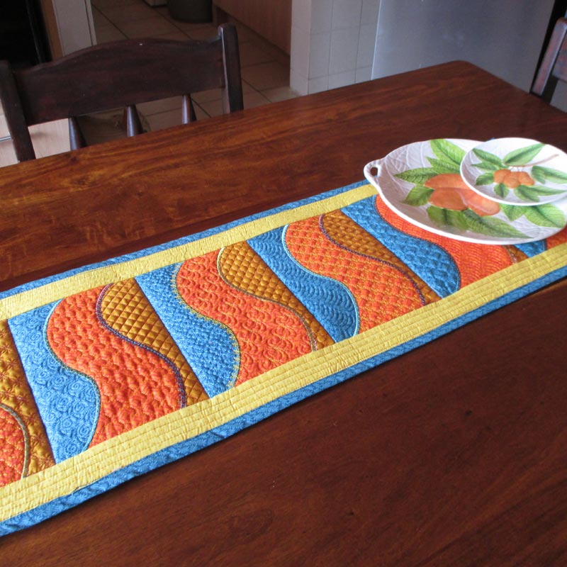 Abstract Table Runner-12