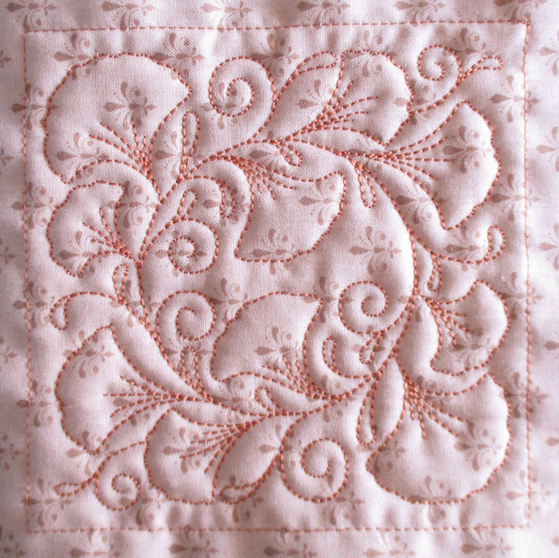 Circle of Leaves Quilt Runner-6