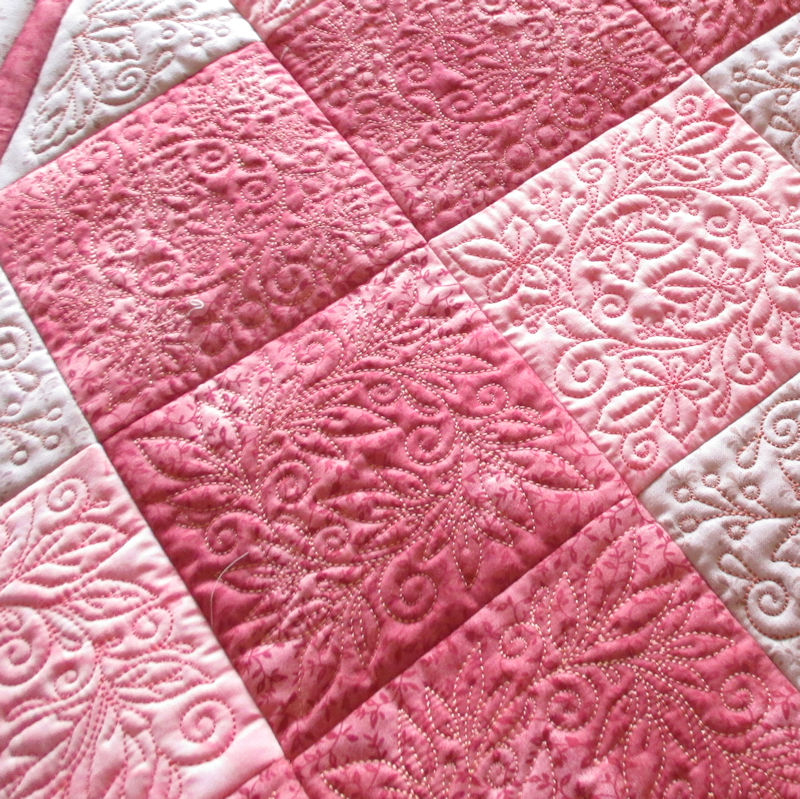 Circle of Leaves Quilt Runner-23