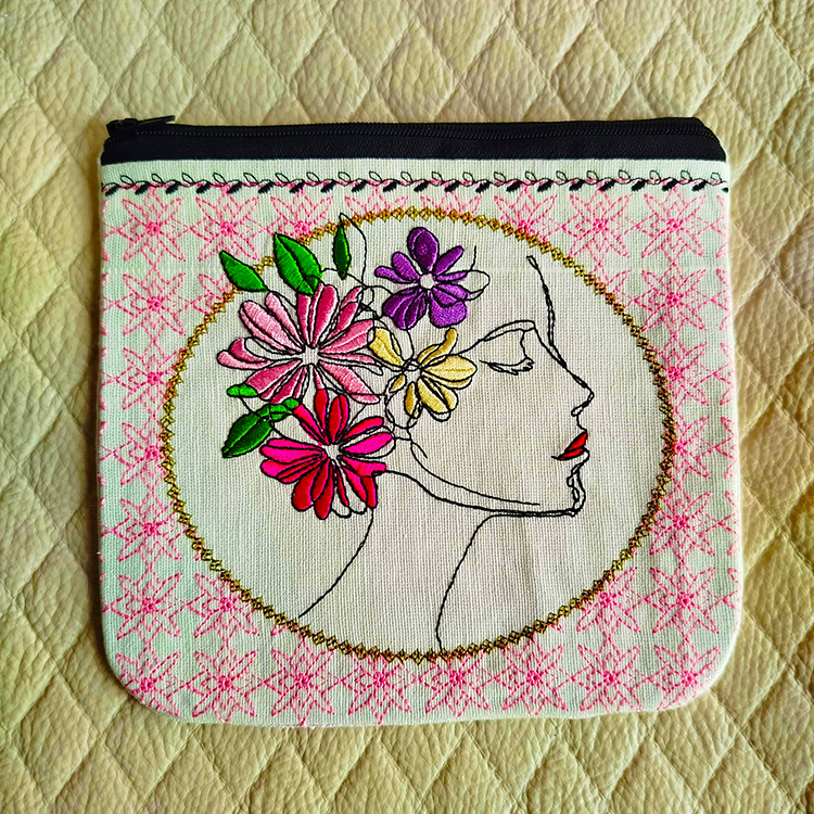 ITH Floral Cameo Lady Purse