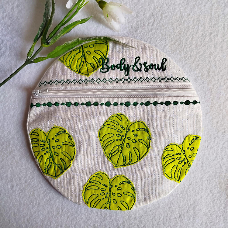 ITH Body And Soul Leaves Purse