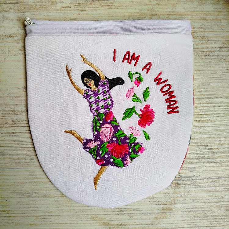 ITH I Am A Woman Purse