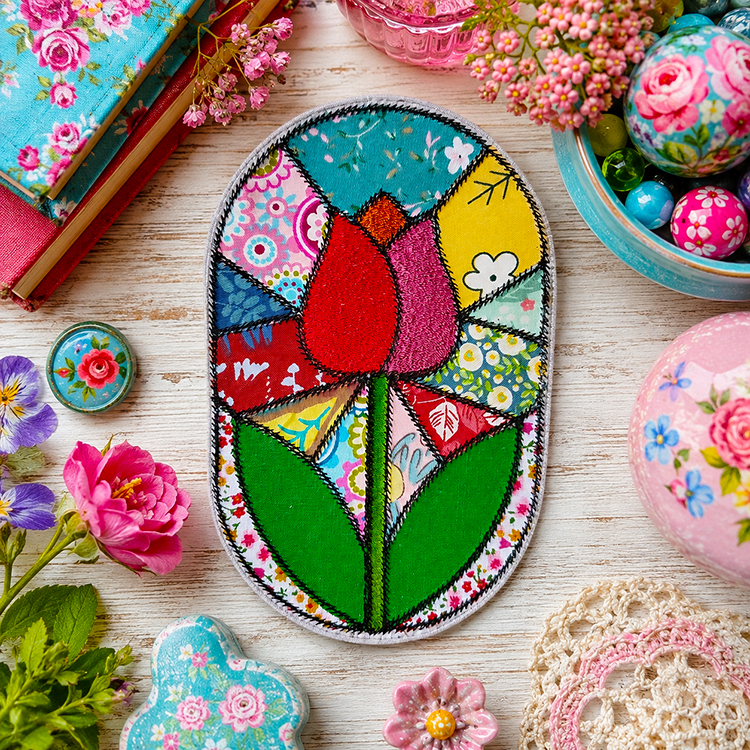 ITH Tulip Applique Mugrug