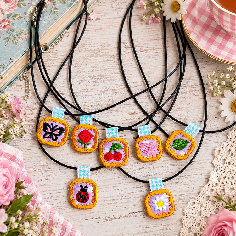 ITH Itty Bitty Pendants 4x4
