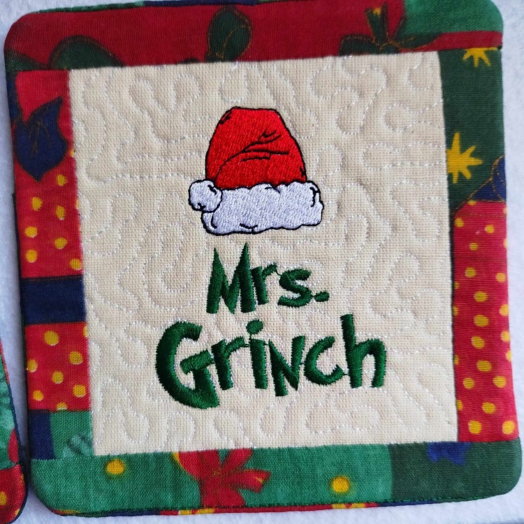 ITH Grinch Family Mugrugs-6